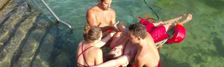 Working as a Lifeguard: Jobs and Skills of the Lifeguard Assistant